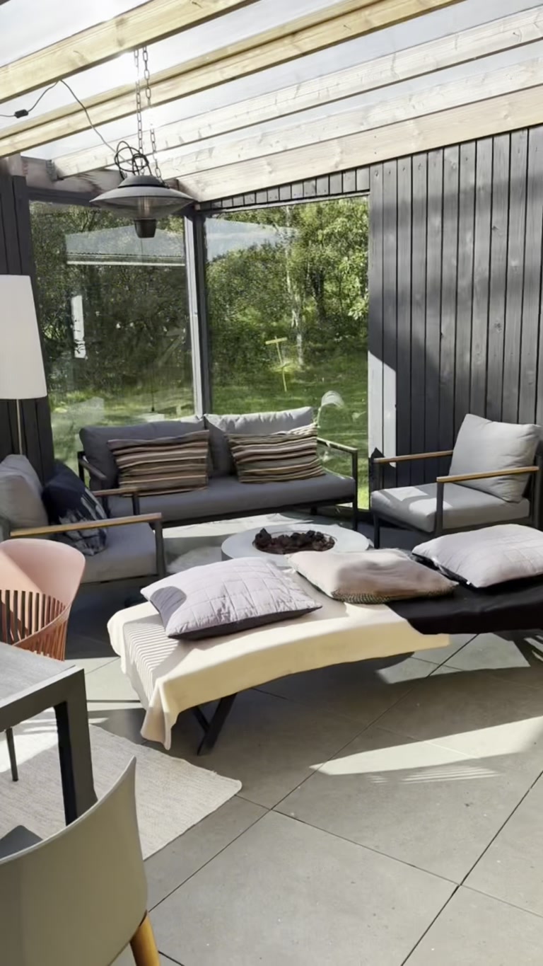 Creator reel from South Coast