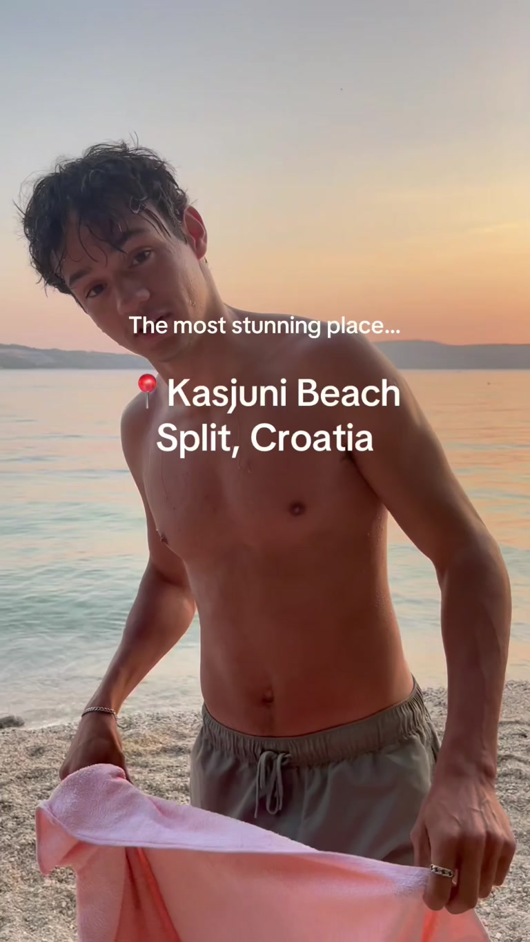 Creator reel from Split